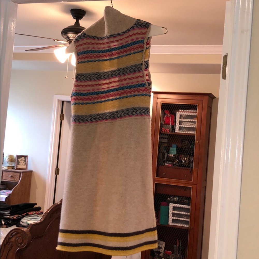 Priorities wool vest - Picture 3 of 4